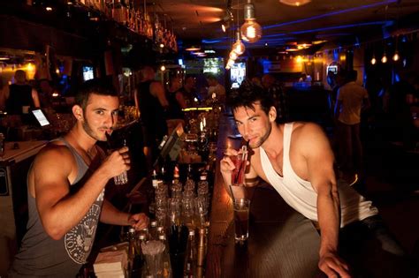 gay bakeka milano|Gay Milan Guide 2025 — gay bars, clubs, saunas & more